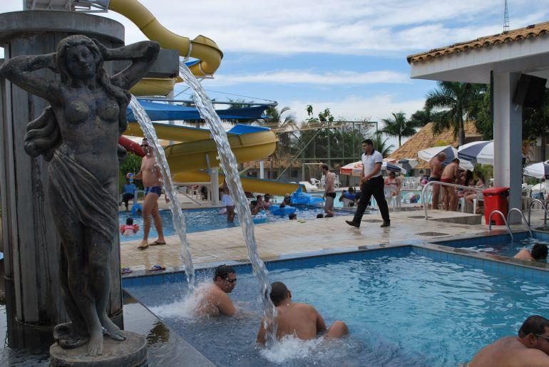 Diroma Resort - Achei Ferias Caldas Novas Exterior photo